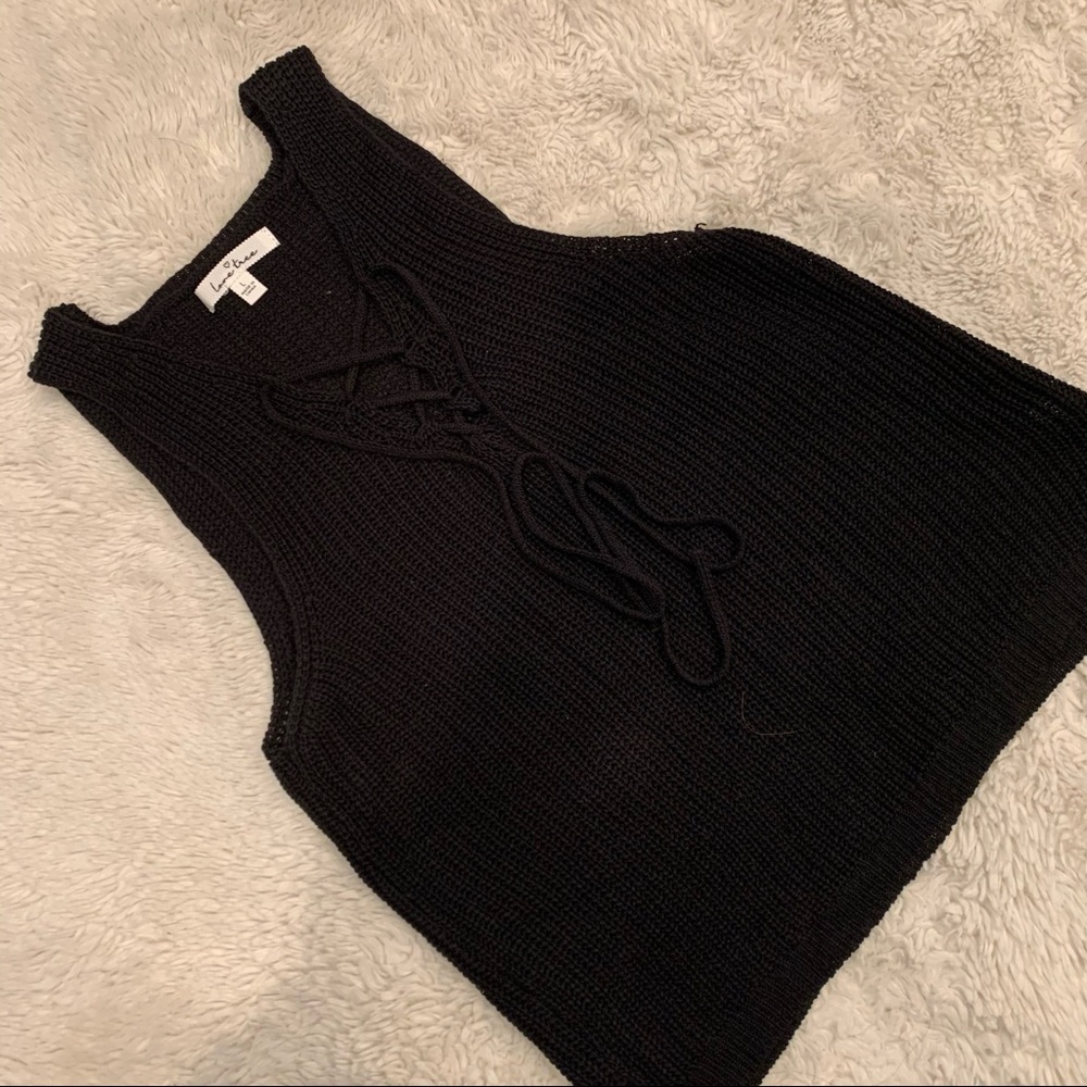 Forever 21 Sweater Knit Lace Up Tank 🖤🖤